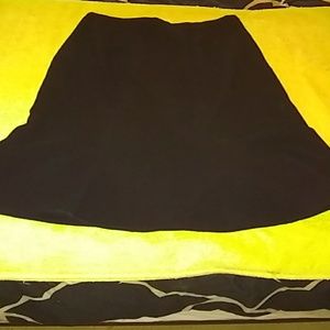 Black seamed wide flaired skirt